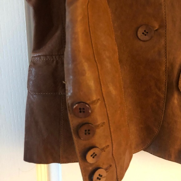 Danier Canada - distressed Italian leather jacket - Picture 6 of 9